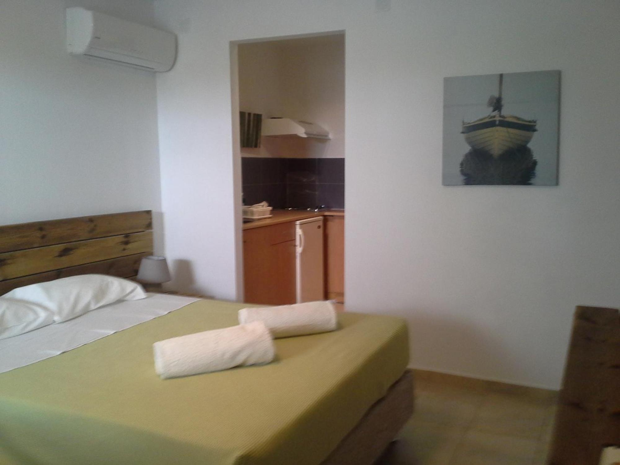 Almyra Hotel Karfas Oda fotoğraf